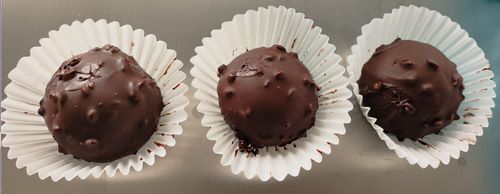 آخرین وبلاگ های شرکت در مورد فناوری نوآورانه پوشش همزمان شکلات و بادام زمینی با موفقیت چالش تولید موچی را حل می کند.