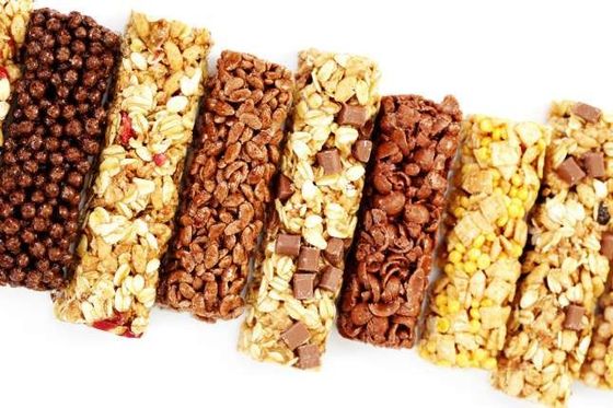 قیمت خوب P401 اتوماتیک Cereal Bar Production Line 200 تا 300 کیلوگرم/ساعت Cereal Bar Forming Machine آنلاین